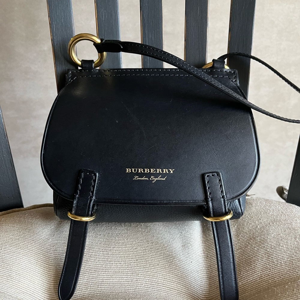 SOLD Like New Burberry Bridle Saddle Bag - Picture 12 of 13